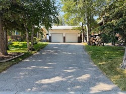 23 Barrier Mountain Drive Exshaw, AB T0L 2C0