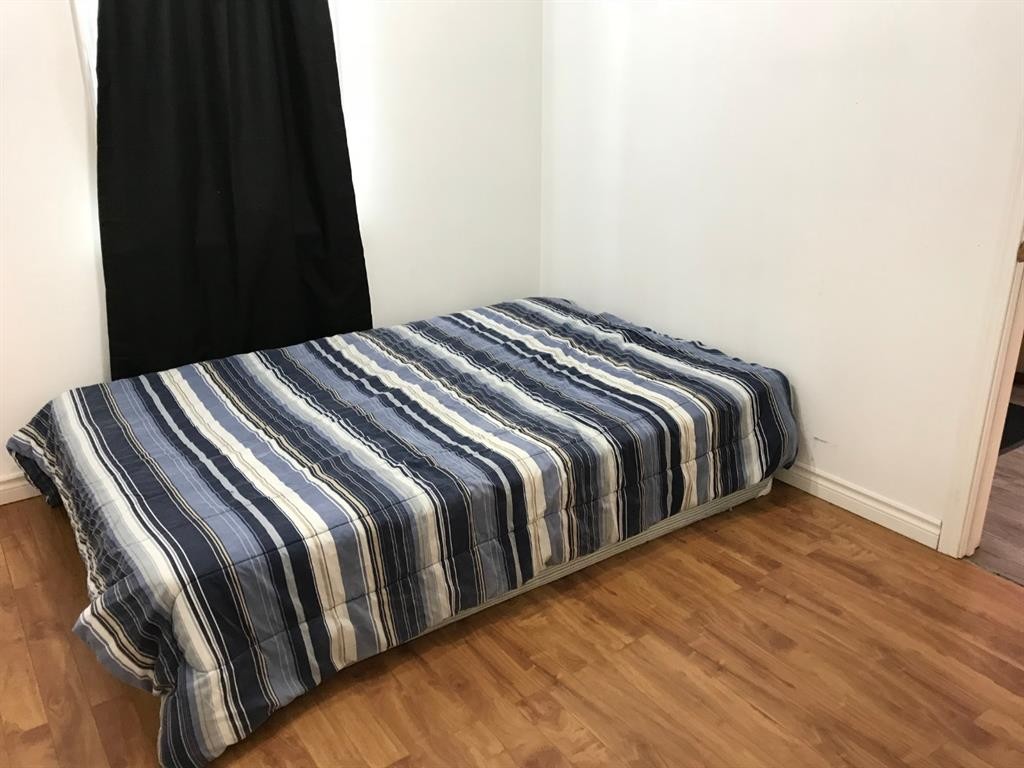 4725 5 Ave, Edson, AB - Indoor Photo Showing Bedroom