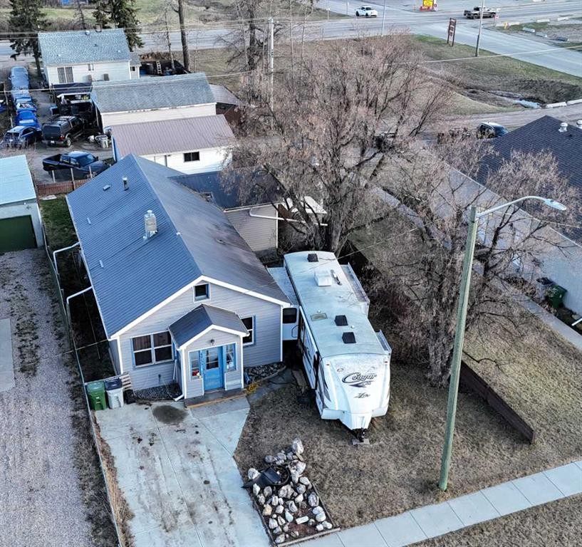 4725 5 Ave, Edson, AB - Outdoor