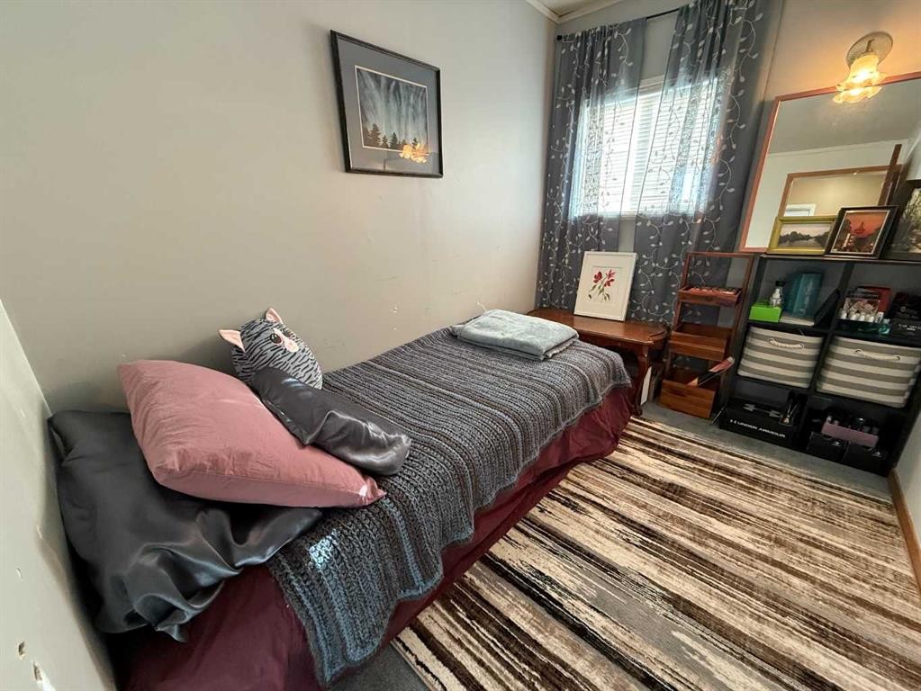 50-145 East River Road, Hinton, AB