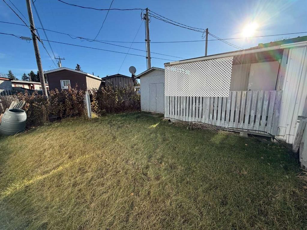 50-145 East River Road, Hinton, AB