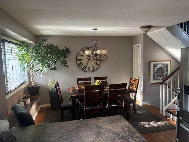 37-1199 Cabin Creek Drive, Jasper, AB - Indoor Photo Showing Dining Room