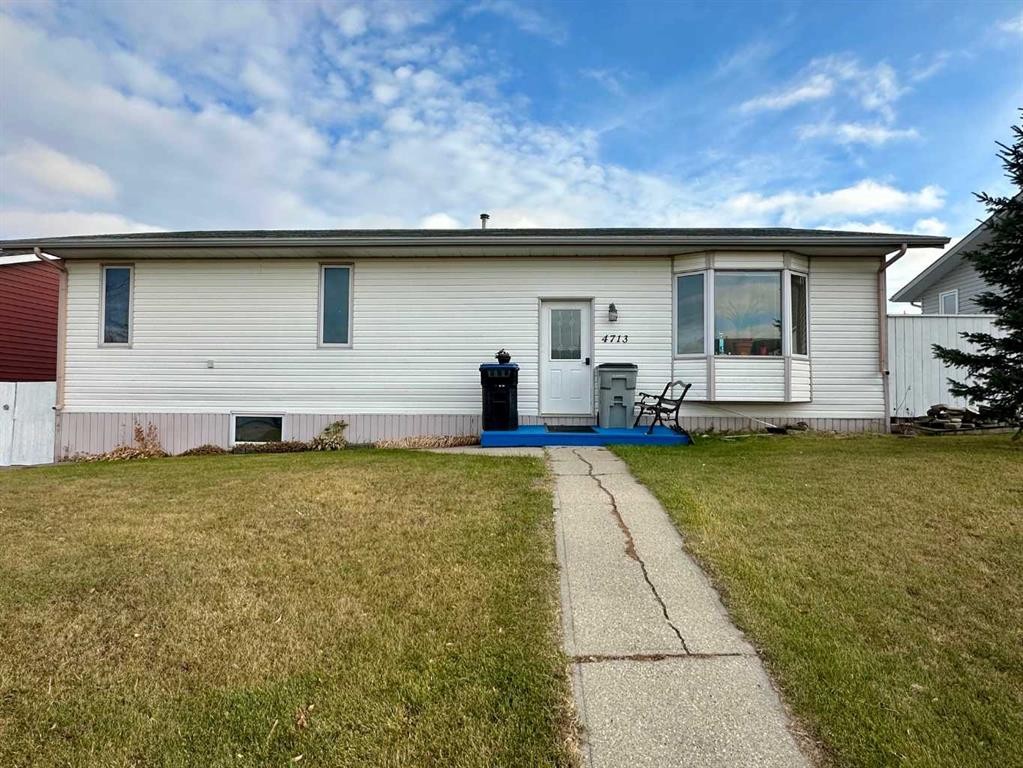 4713 43 Street, Mayerthorpe, AB - Outdoor