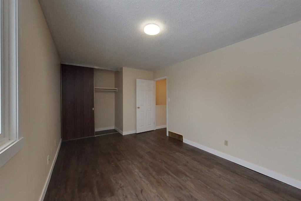 25-608 Main Street, Slave Lake, AB - Indoor Photo Showing Other Room