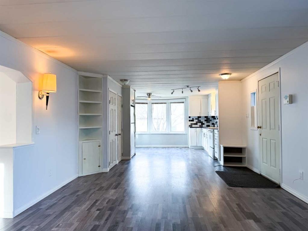 417-700 Carmichael Lane, Hinton, AB