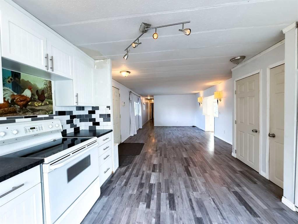 417-700 Carmichael Lane, Hinton, AB