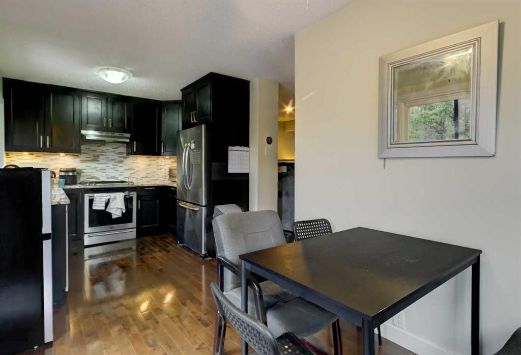 116 Nahanni Drive, Banff, AB - Indoor