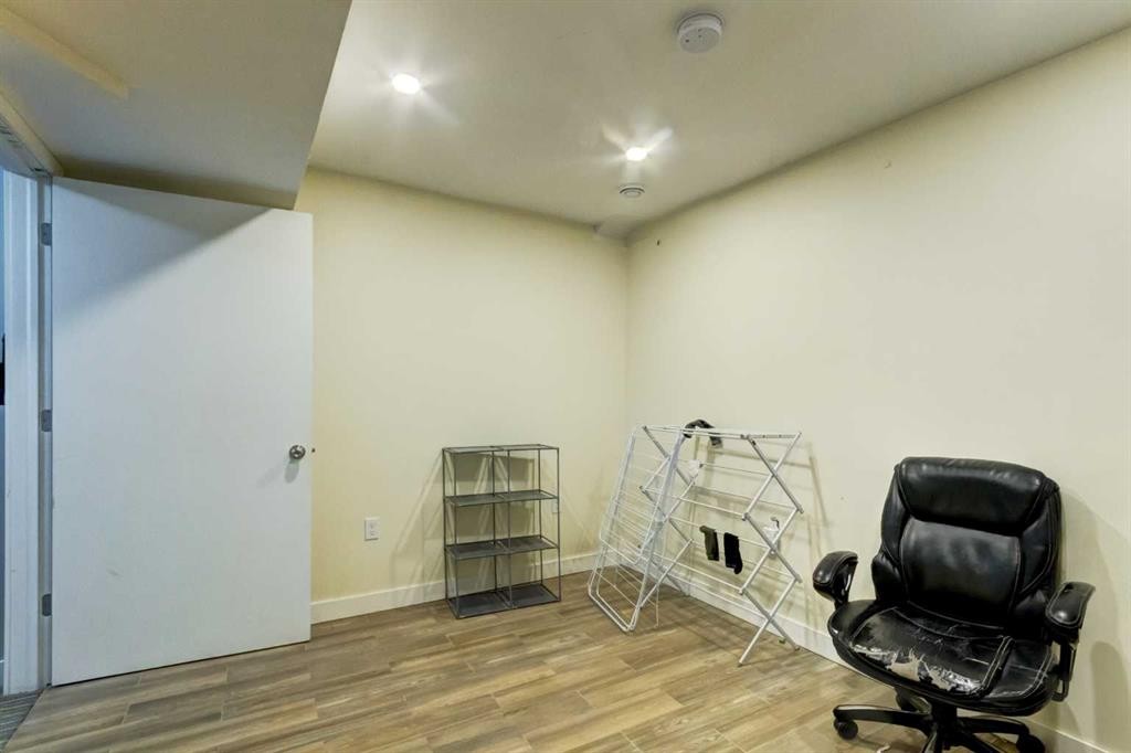 116 Nahanni Drive, Banff, AB - Indoor