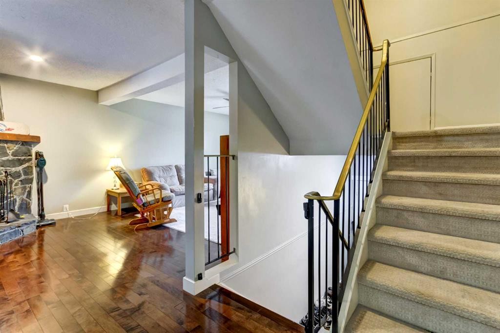 116 Nahanni Drive, Banff, AB - Indoor Photo Showing Other Room