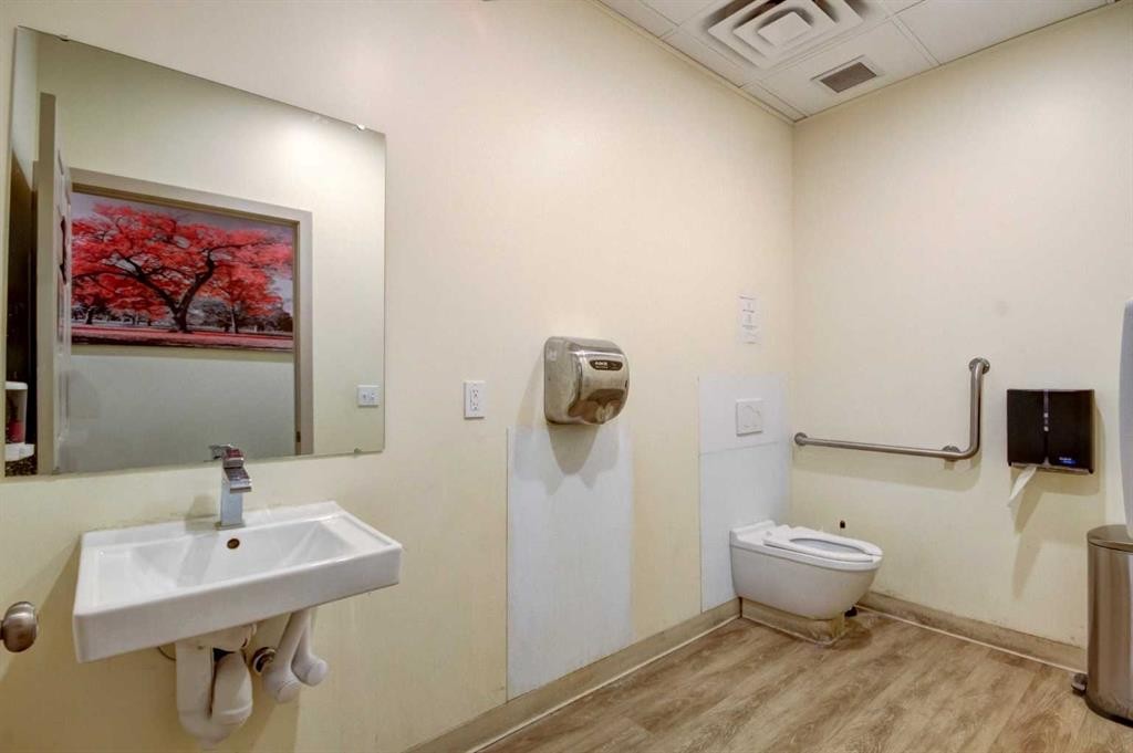 109B Banff Avenue, Banff, AB