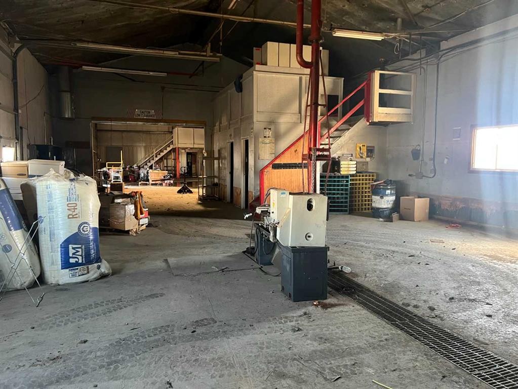 306 1 Avenue, Fox Creek, AB