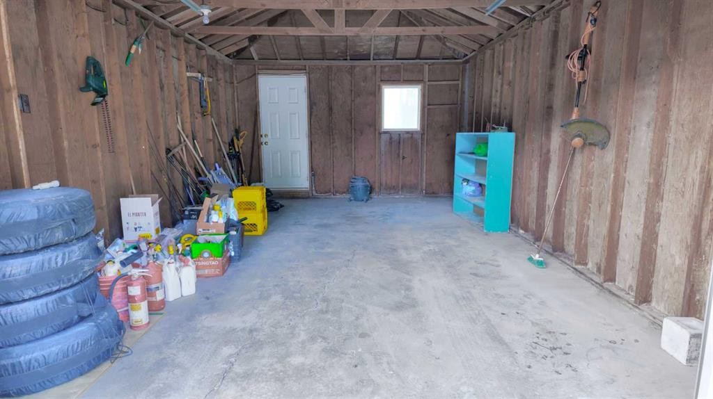 8 Barrier Mountain Drive, Exshaw, AB - Indoor