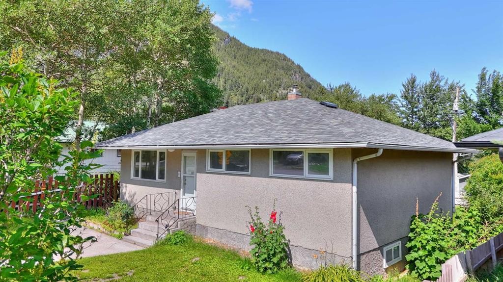 8 Barrier Mountain Drive, Exshaw, AB - Outdoor