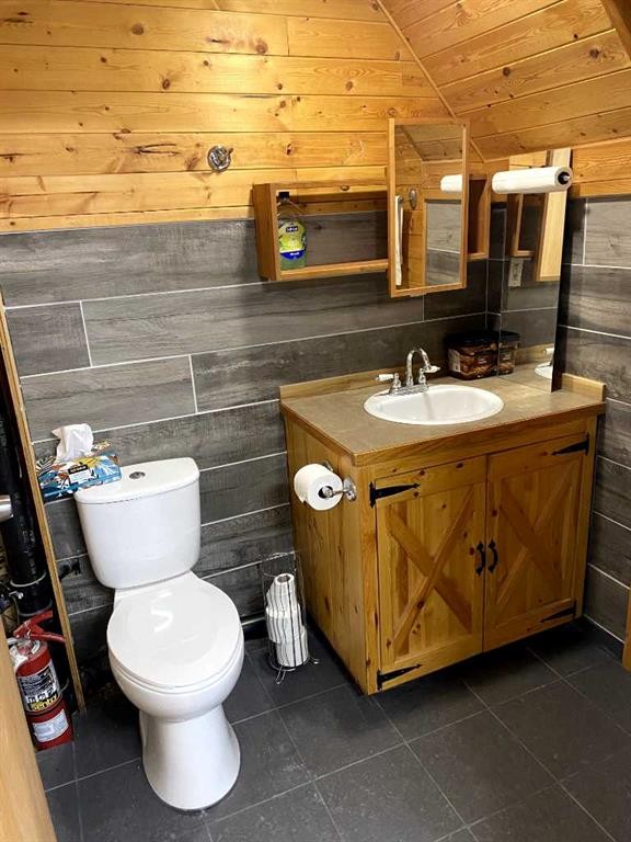 5006 50 Avenue, Peers, AB