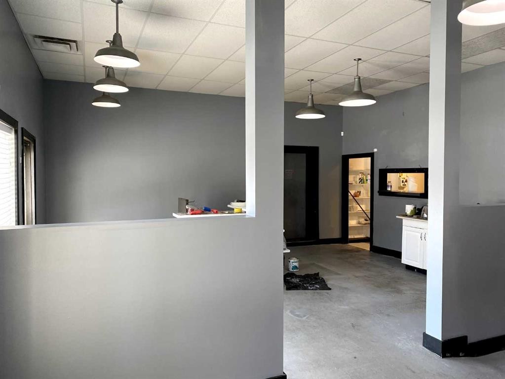 5006 50 Avenue, Peers, AB