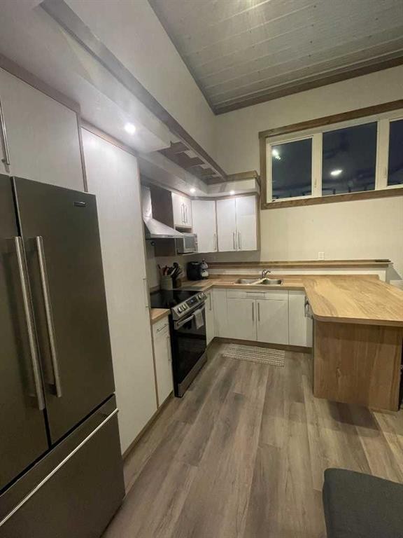 5006 50 Avenue, Peers, AB