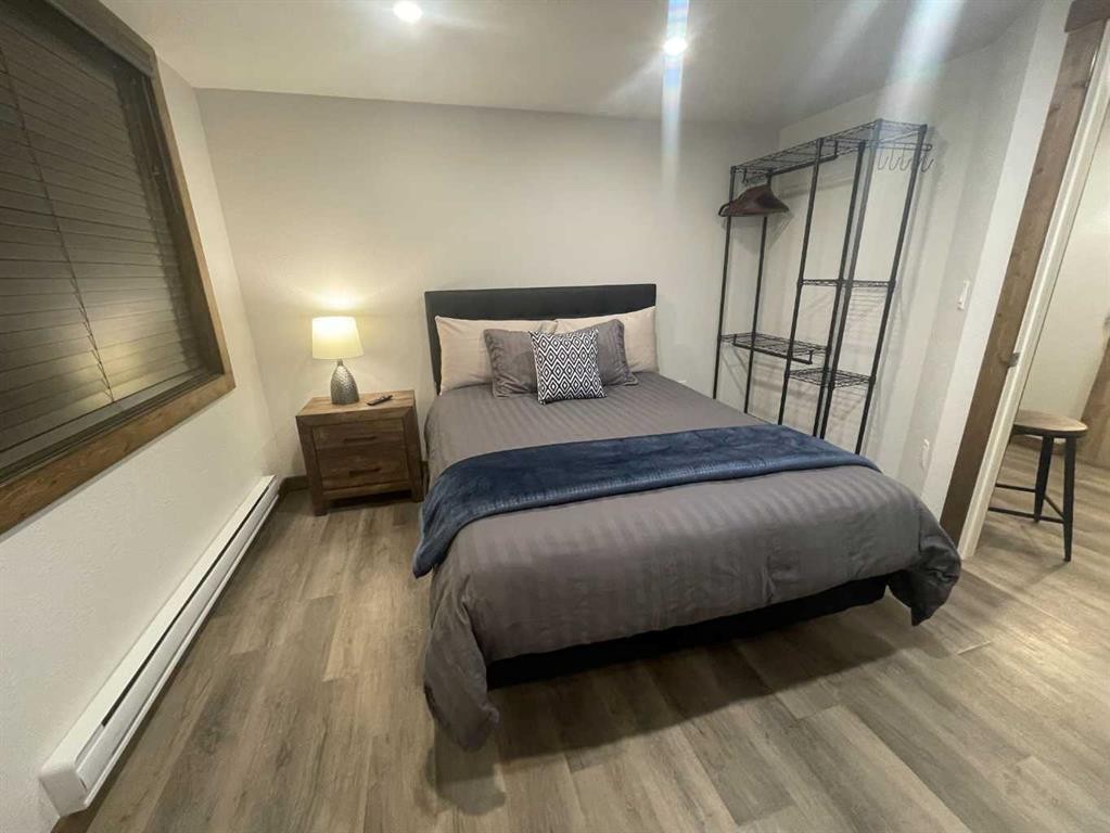 5006 50 Avenue, Peers, AB