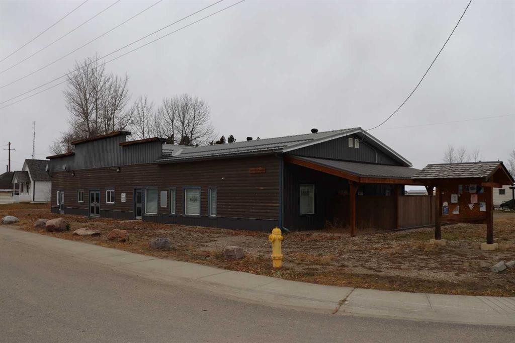 5006 50 Avenue, Peers, AB