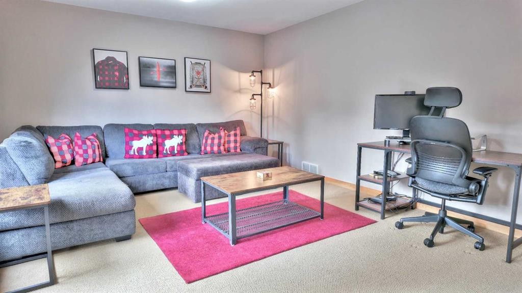 1-101 Armstrong Place, Canmore, AB - Indoor