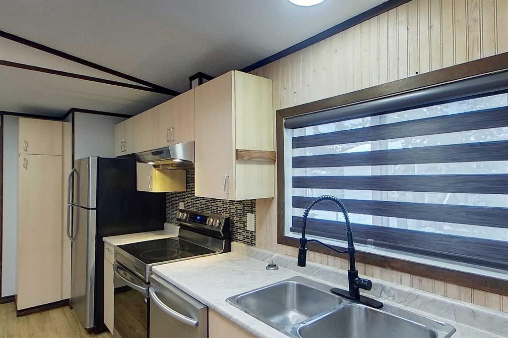 17-404 6 Avenue Nw, Slave Lake, AB