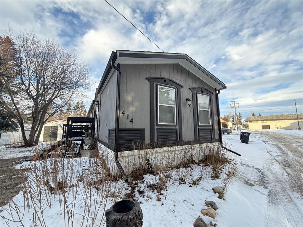 #414-700 Carmichael Lane, Hinton, AB