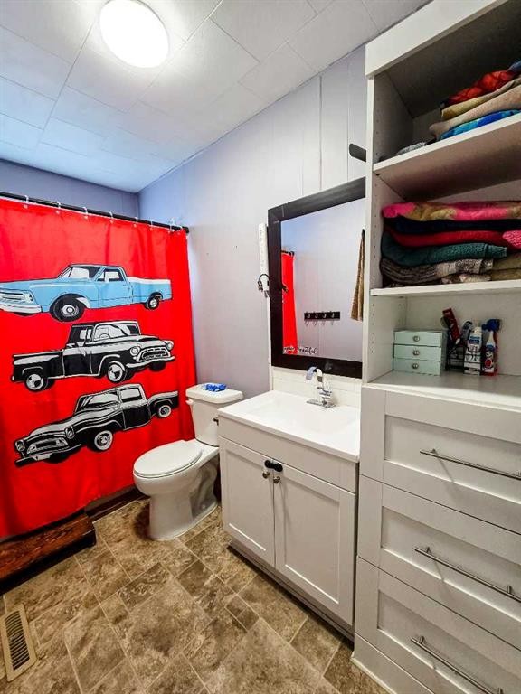 4621 5 Avenue, Edson, AB - Indoor Photo Showing Bathroom