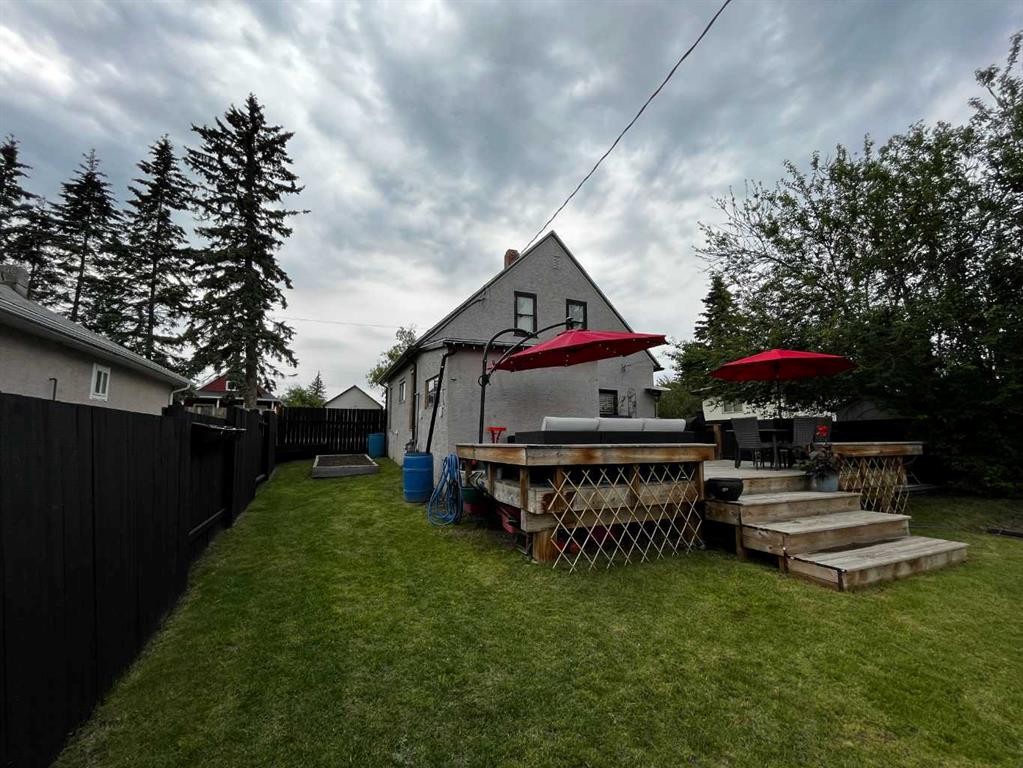 4621 5 Avenue, Edson, AB - Outdoor With Deck Patio Veranda