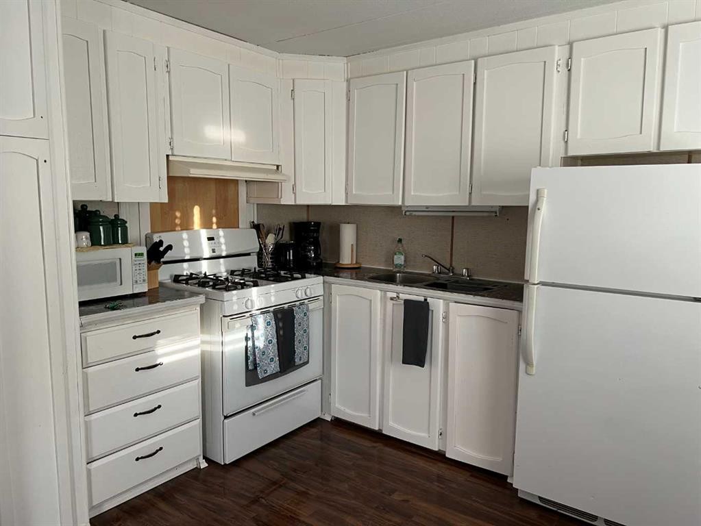 502 Kaybob Drive, Fox Creek, AB