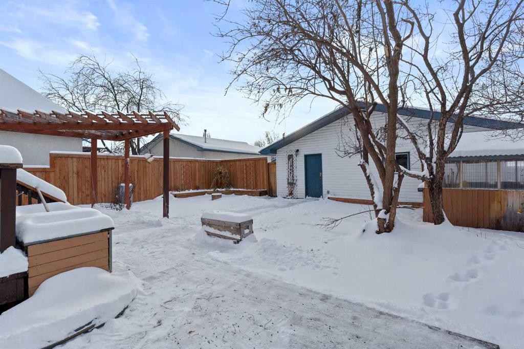 123 Mink Creek Road, Whitecourt, AB - Outdoor