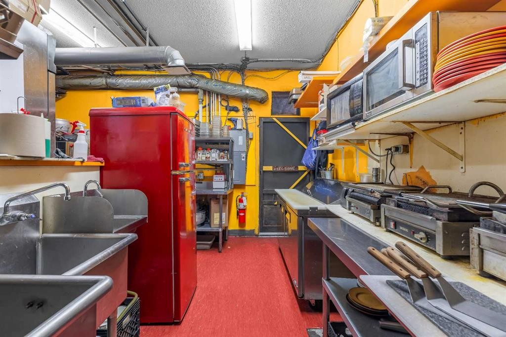 2-718 10Th Street, Canmore, AB