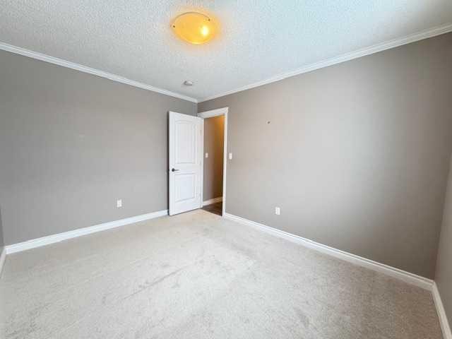 401 12 Street Sw, Slave Lake, AB - Indoor Photo Showing Other Room