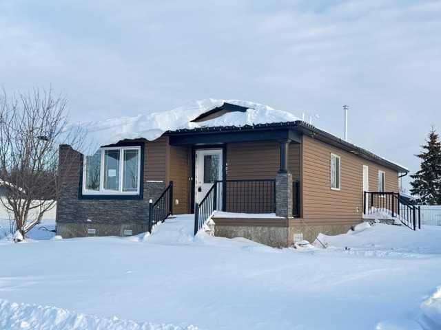 401 12 Street Sw, Slave Lake, AB - Outdoor