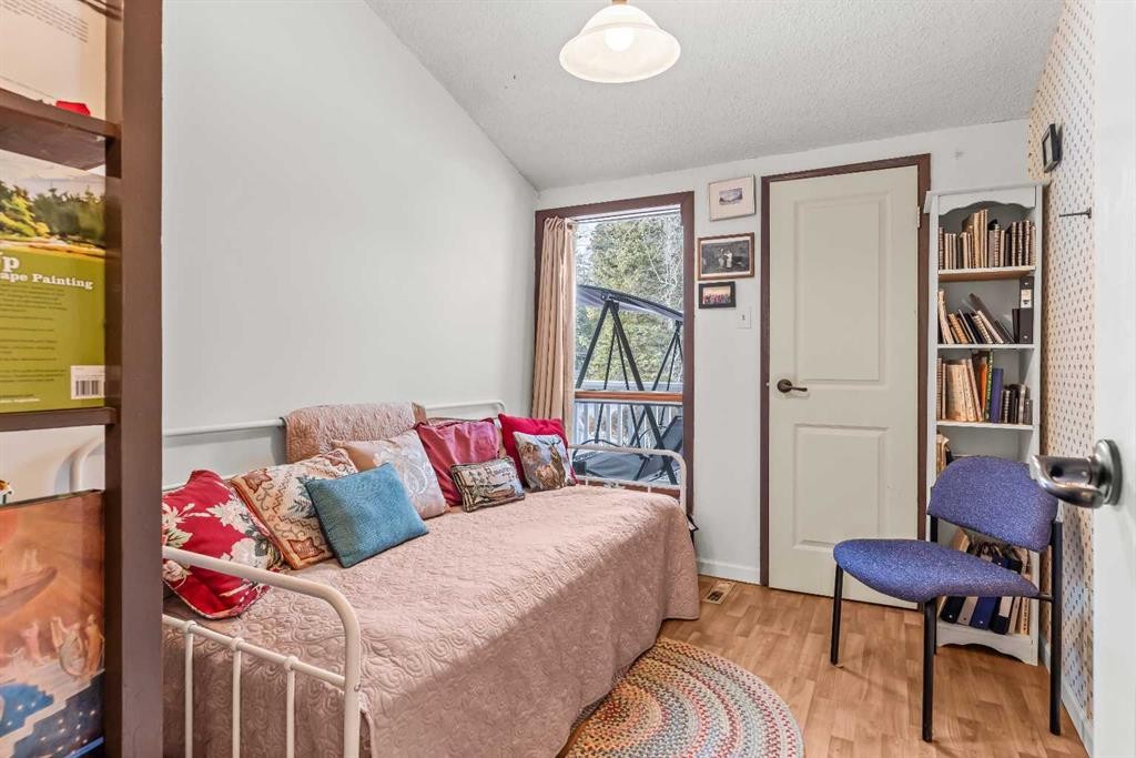 1001 9Th Avenue, Canmore, AB - Indoor