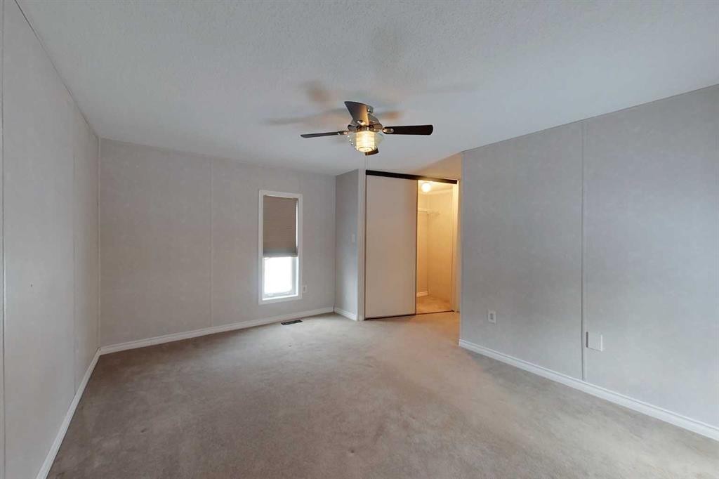 725 6 Avenue Nw, Slave Lake, AB - Indoor Photo Showing Other Room