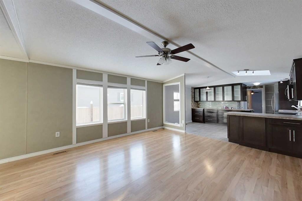 725 6 Avenue Nw, Slave Lake, AB - Indoor