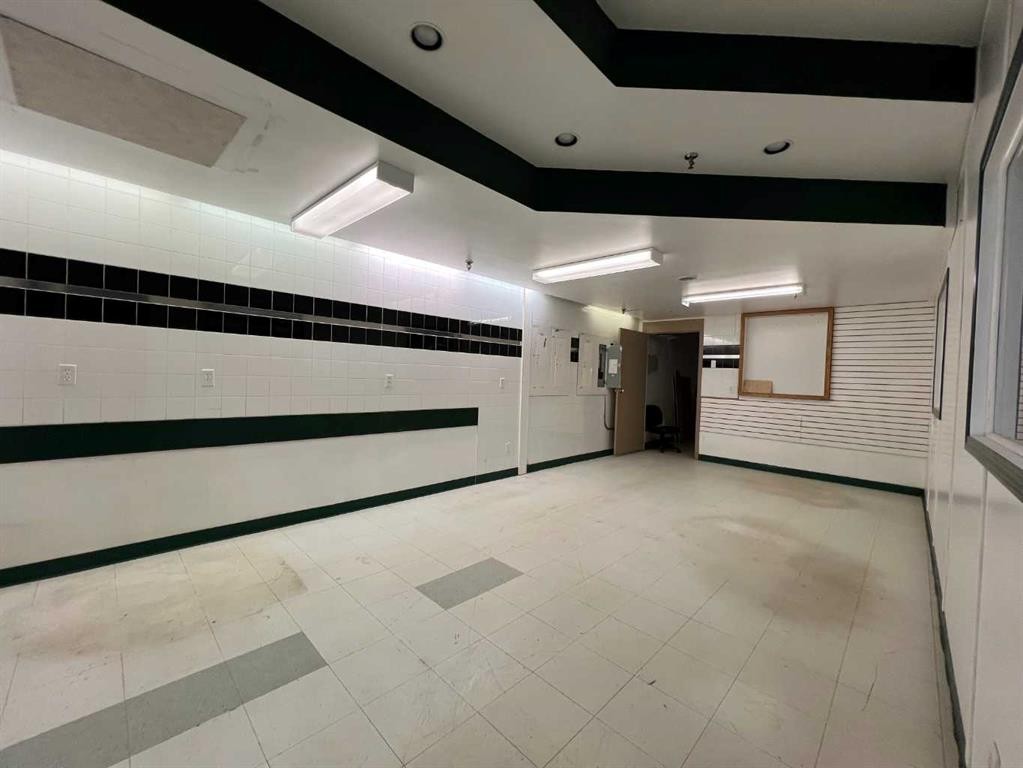 5023 3Rd Avenue, Edson, AB