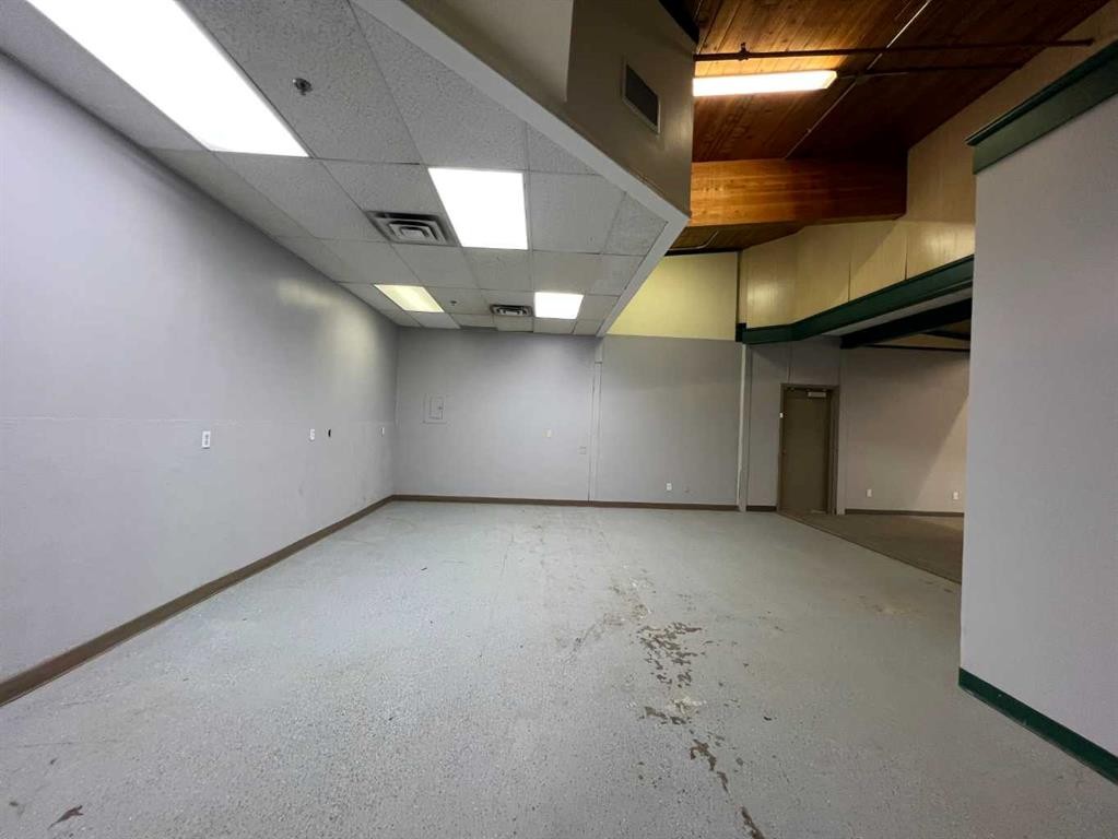 5023 3Rd Avenue, Edson, AB