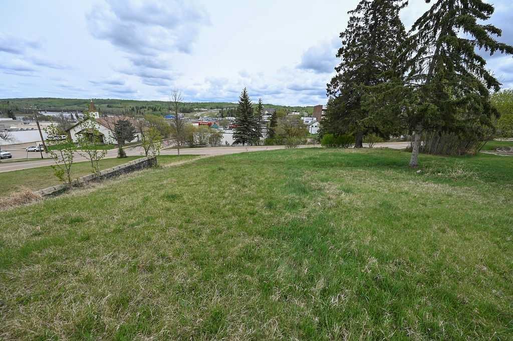 4815 51 Street, Athabasca, AB