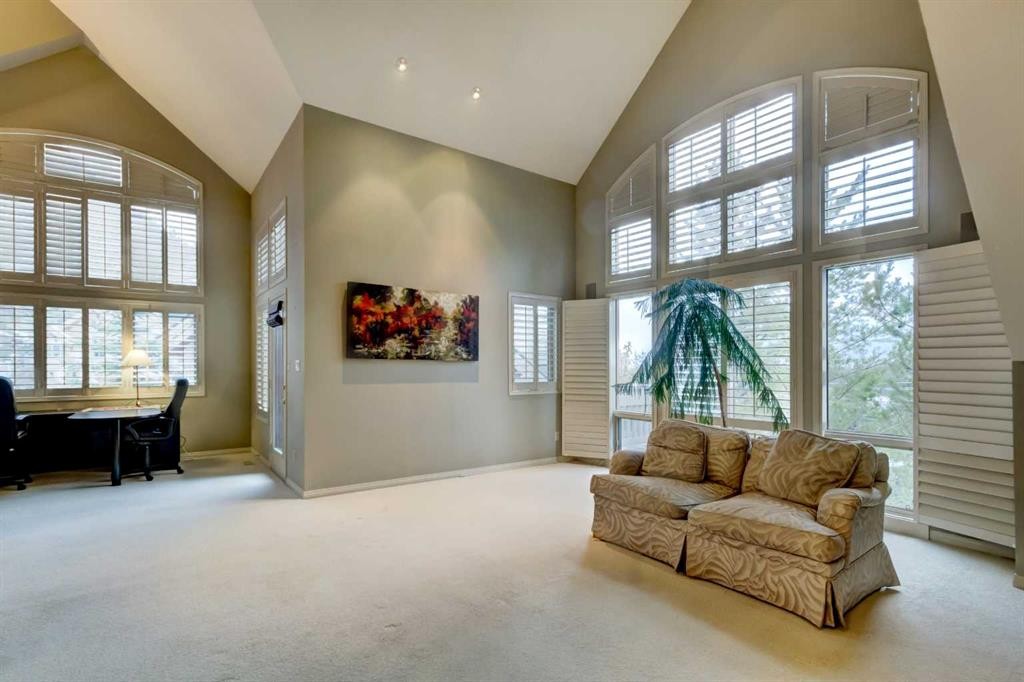 13 Antelope Lane, Banff, AB - Indoor