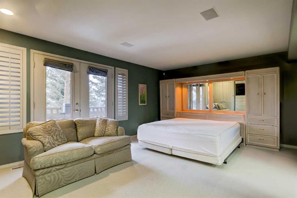 13 Antelope Lane, Banff, AB - Indoor Photo Showing Bedroom