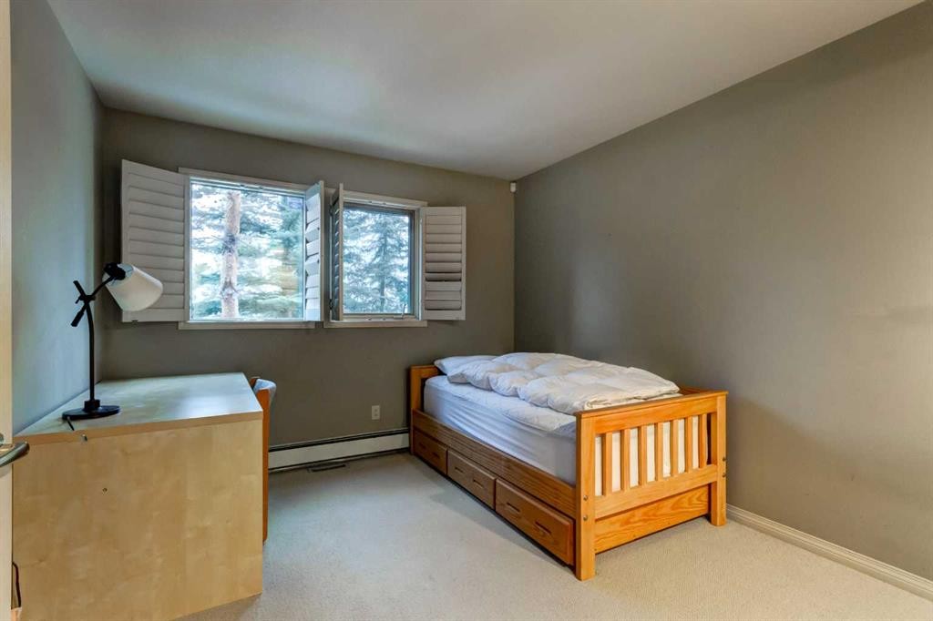 13 Antelope Lane, Banff, AB - Indoor Photo Showing Bedroom