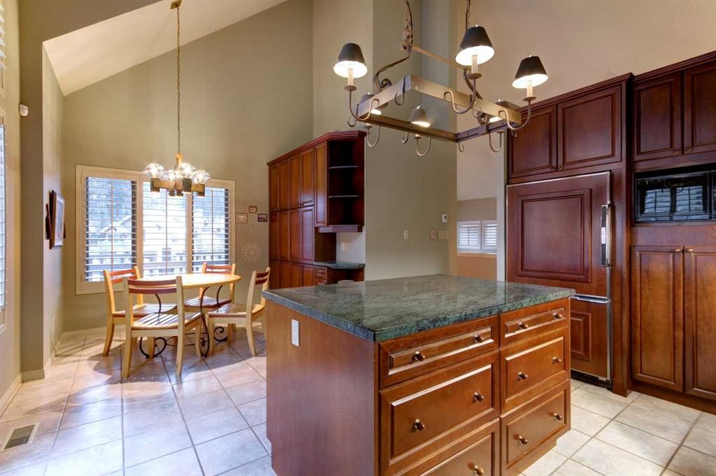 13 Antelope Lane, Banff, AB - Indoor Photo Showing Other Room