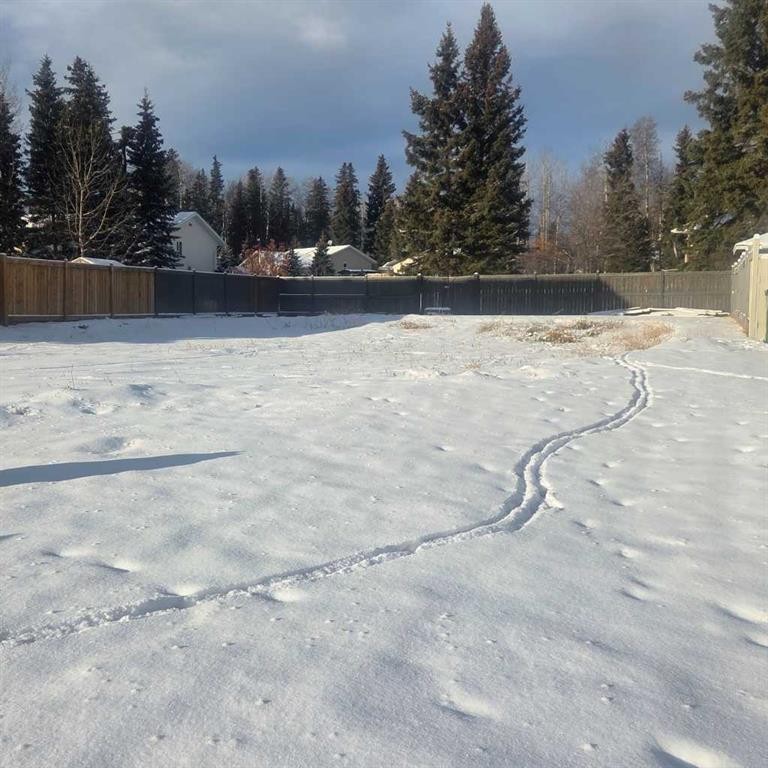 6118 11 Avenue, Edson, AB