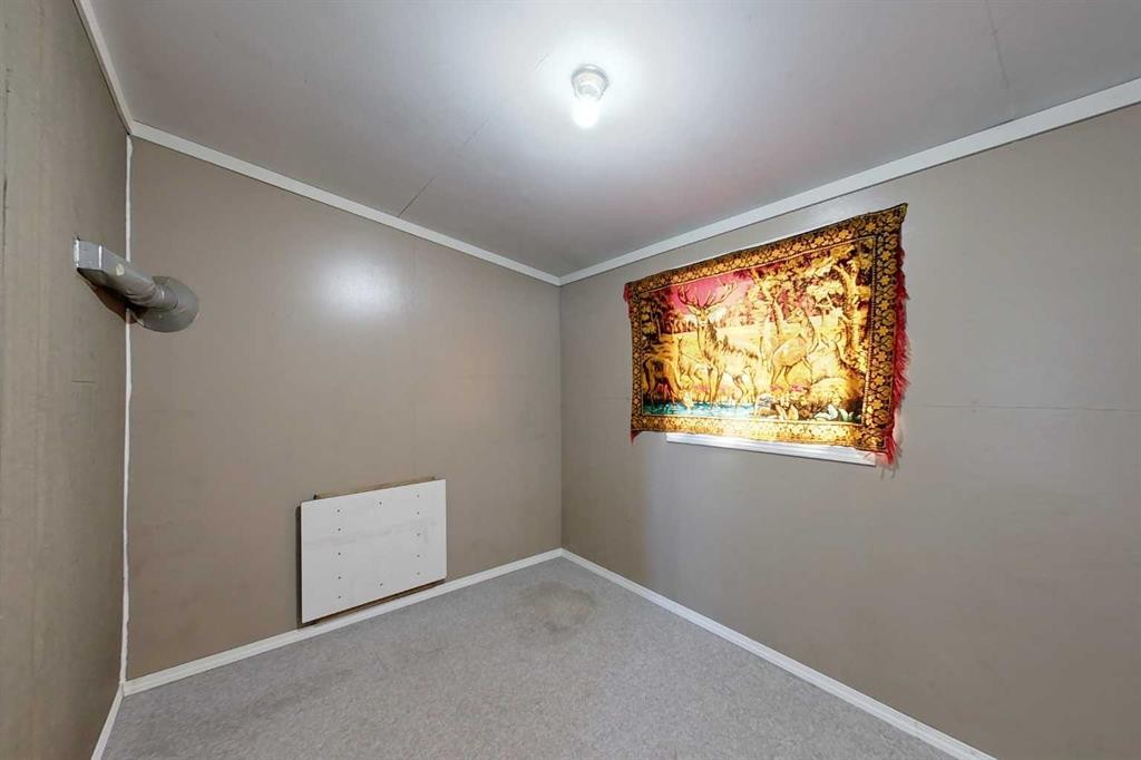 32 1 Street, Kinuso, AB - Indoor Photo Showing Other Room