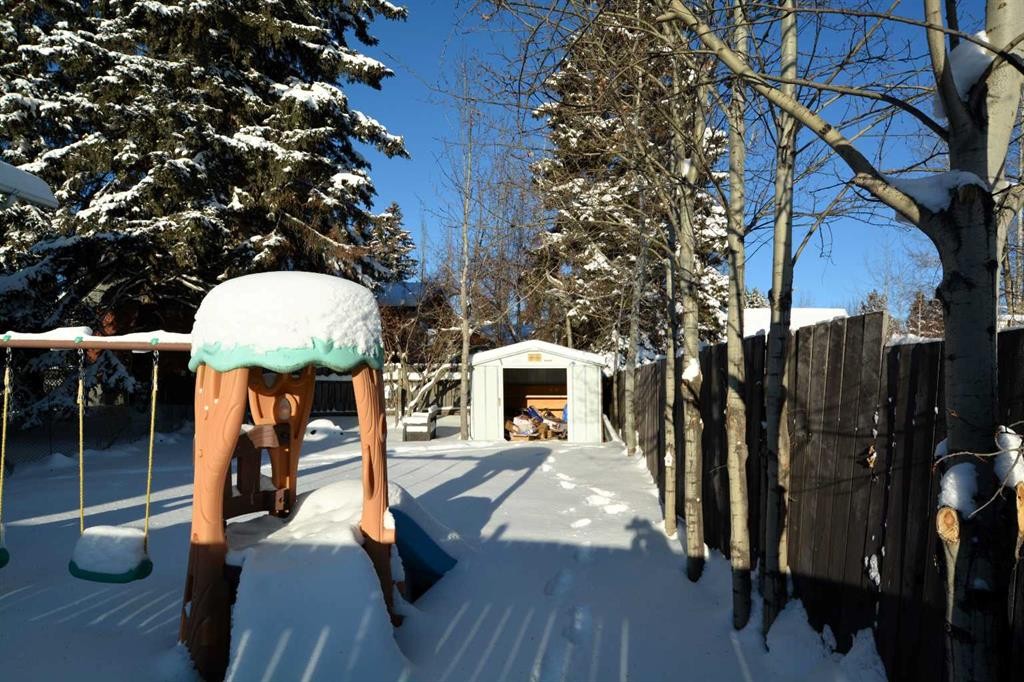 425 70 Street, Edson, AB - Outdoor