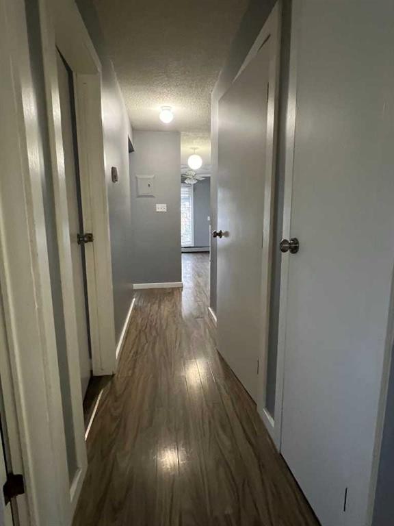 11-506 41 Street, Edson, AB - Indoor Photo Showing Other Room