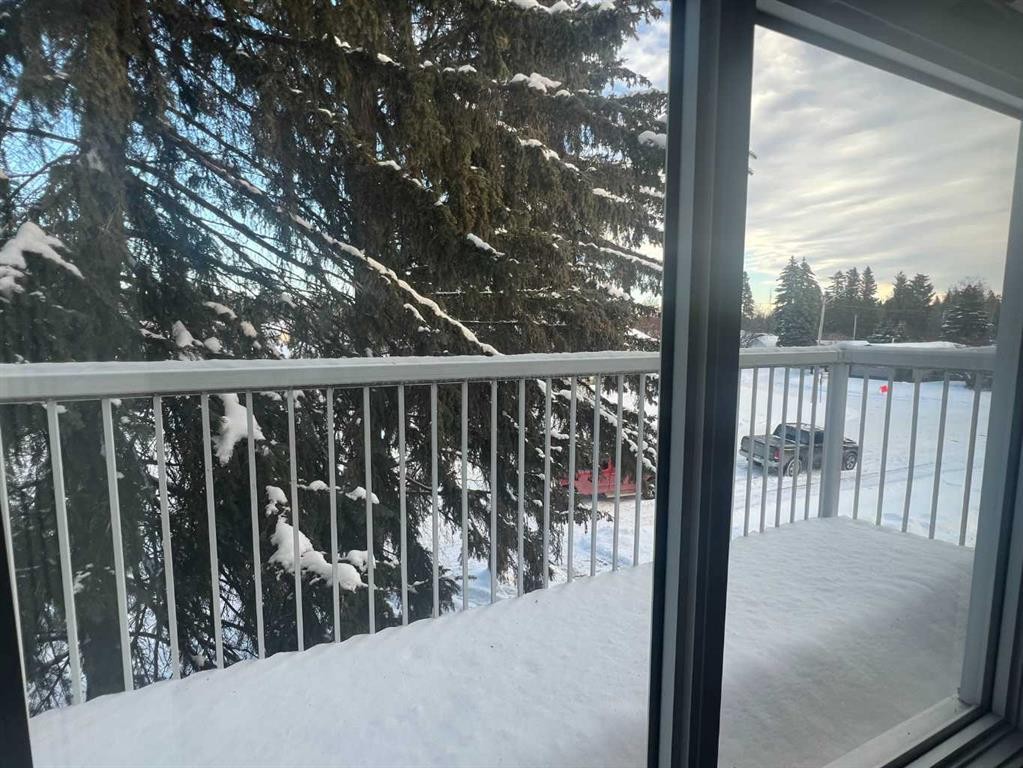 11-506 41 Street, Edson, AB - Outdoor