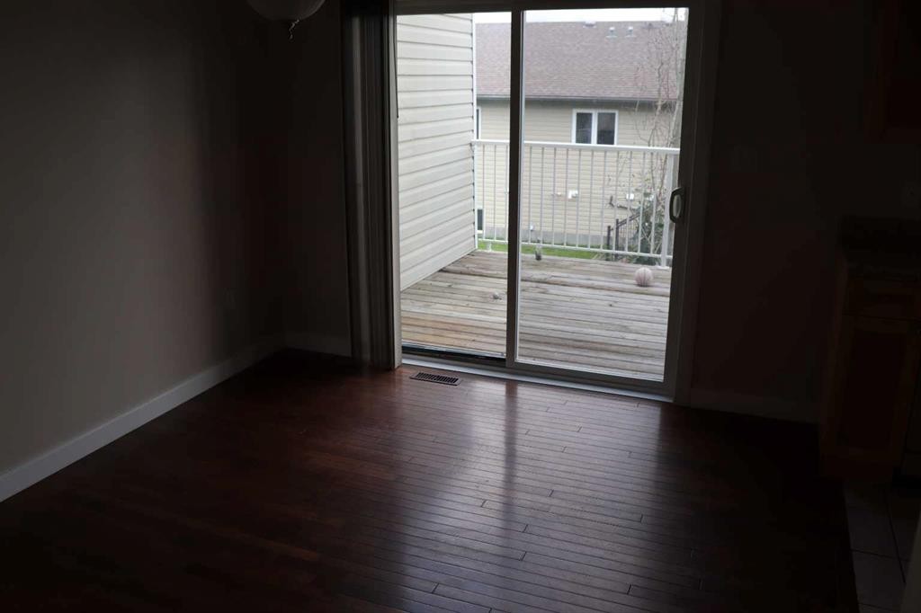 2-1616 41 Street, Edson, AB - Indoor Photo Showing Other Room