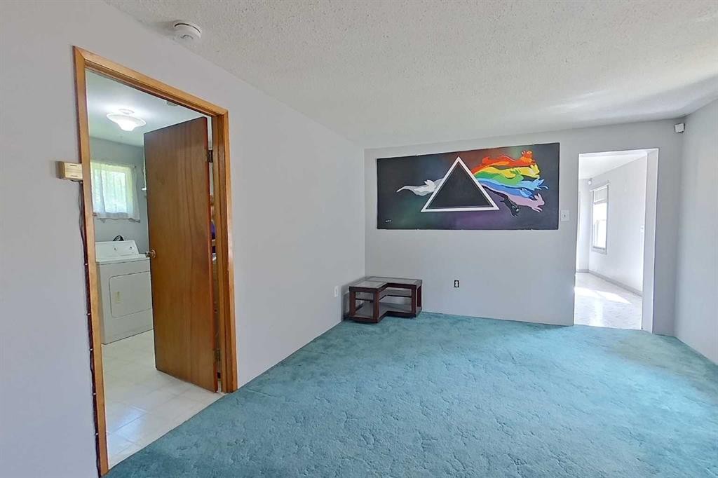 5009 48 Avenue, Athabasca, AB - Indoor