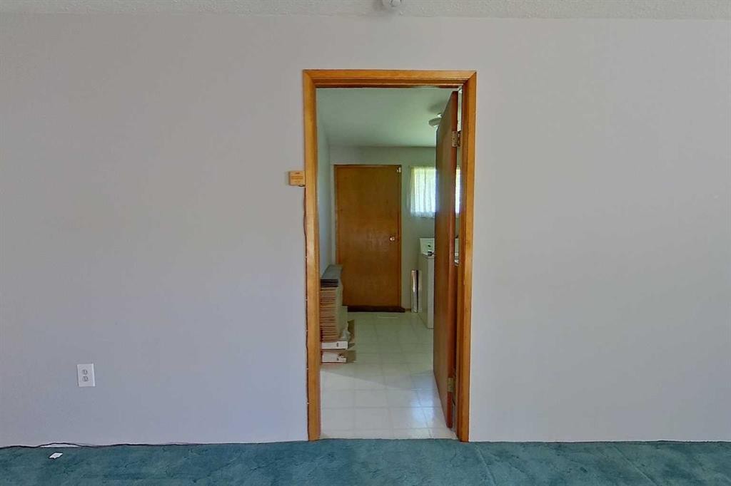 5009 48 Avenue, Athabasca, AB - Indoor Photo Showing Other Room